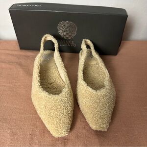 Vince Camuto Tan Flats Cozy Sherpa Loafers
